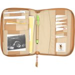 Prot�ge carnet de sant� beige camel