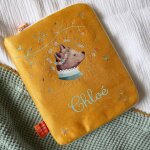 Prot�ge carnet de sant� ours aux fleurs (personnalisable)