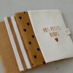 Prot�ge carnet de sant� petits carreaux (personnalisable)