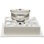 Rond de serviette marie - louise en m�tal argent� + coffret (personnalisable)