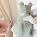 Salopette en maille vert olive (1 - 3 mois)
