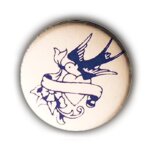 1 badge hirondelle tattoo bleu marine / blanc coeur kawai rockabilly swallow bird pop pins button ø25mm ... 1 badge hirondelle tattoo bleu marine / blanc coeur kawai rockabilly swallow bird pop pins button ø25mm ...