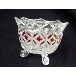 Acienne bonbonni�re tripode en cristal