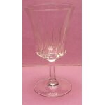 Ancien verre a vin eau ou autre a pied - petit mod�le - verre translucide