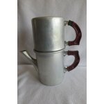 Ancienne cafeti�re italienne en aluminium 1960