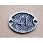 Ancienne plaque fonte num�ro 41