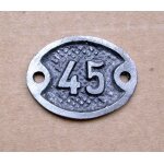 Ancienne plaque fonte num�ro 45