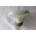 Ancienne poigne porte ovale porcelaine et laiton