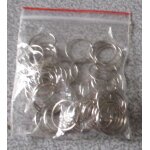 Anneaux brisés doubles - diamètre 12mm - métal argenté - vrac de 50 pièces environ - pratiques pour accrocher ... Anneaux brisés doubles - diamètre 12mm - métal argenté - vrac de 50 pièces environ - pratiques pour accrocher ...