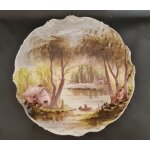 Assiettes anciennes en porcelaine