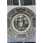 Assiette parlante de gien  le langage des fleurs  boutons roses blanches