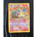 Authentique carte pokemon dracaufeu 1čre edition holographique Authentique carte pokemon dracaufeu 1čre edition holographique