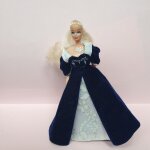 Barbie princesse vintage macdonald en parfait etat, robe bleu nuit avec son socle environ 13 cm Barbie princesse vintage macdonald en parfait etat, robe bleu nuit avec son socle environ 13 cm