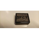 Bloc de plastic noir, pouvant servir de presse papiers, lettrage en relief sfct -