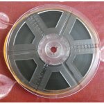 Bobine de film super 8 dasco contenant plusieurs films en noir et blanc (carambolages laurel et hardy) ...