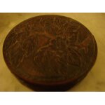 Boite couvercle sculpte diam�tre 15cm, bois exotique, ancienne