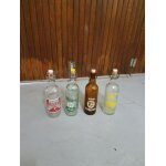 Bouteilles de limonades avec motifs de 1957
