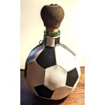 Bouteille vide vintage forme ballon de football