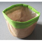 Cache - pot rond en fine paille synthtique tresse avec un revers vert clair dans le haut - diamtre ...