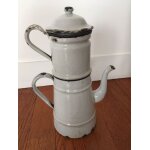 Cafeti�re ancienne emaill�e 1 litre