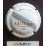 Capsule de champagne g. h. mumm brut . millsime . a reims - france