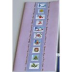 Carte double 10. 5x21cm fond blanc avec un dessus rose et transparent laissant voir des petits dessins ...