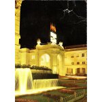 Carte postale d' aix les bains (savoie) les fontaines lumineuses et les parterres fleuris