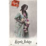 Carte postale ancienne, france, voeux, bonne anne en relief, bouquet de fleurs, dahlias, femme