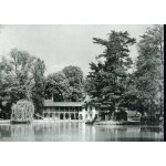 Carte postale du ch�teau de versailles (yvelines) le petit trianon, la maison de la reine