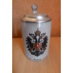 Chope a bière de marque hassenplug avec anse en céramique et couvercle en métal argenté Chope a bière de marque hassenplug avec anse en céramique et couvercle en métal argenté