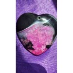 Coeur en agate, pendentif rose et noir avec magnifique cristal. 4. 2 cm. une des plus belles pierres ...