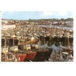 Concarneau - chalutiers au repos (non circulée) Concarneau - chalutiers au repos (non circulée)