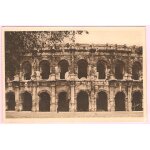 La douce france nimes gard les ar�nes