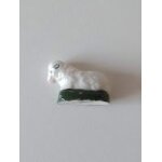 F�ve en c�ramique brillante santon mouton couch� cr�che de no�l delpui