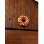 F�ve en c�ramique repr�sentant une galette