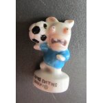 Feve lapin cr�tin et son ballon de foot