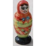 F�ve poup�e russe a dominante rouge - s�rie les poup�es russes (arguydal 2002)