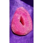 Gode agate teinte rose. pendentif au magnifique cristal. veines de dragon. une des plus belles de ma ...