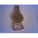 Hierogriyphe inscrit sur decapsuleur de biere