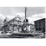 Italie, sicile - catania / catane - cpsm le dôme et la fontaine de l' eléfant Italie, sicile - catania / catane - cpsm le dôme et la fontaine de l' eléfant