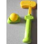 Jeu disney en plastique : 1 maillet vert et jaune avec 1 balle jaune a placer dans un but vert - jouet ... Jeu disney en plastique : 1 maillet vert et jaune avec 1 balle jaune a placer dans un but vert - jouet ...