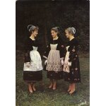 Jeunes filles en costume de chateauneuf du faou - n 6043