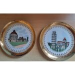 Lot de 2 assiettes d�cors monuments de pise italie la tour de pise et le dome