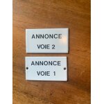 Lot de 2 petites plaques emailles annonce voie 1 et voie 2 sncf aiguillage