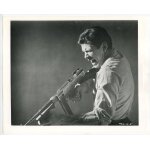 Lot de 2 photos argentiques charles bronson mitraillette kelly 1958