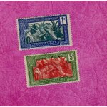 Lot de 2 timbres madagascar attelages de z�bus 1930
