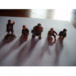 Lot 5 figurines seigneur des anneaux kinder
