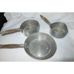 Lot dinette alu ancien (2 casseroles 1 pole)