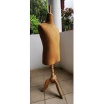 Mannequin pr�sentoir ancien . . . . .