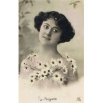 La marguerite , souvenir de printemps , je pense a vous , printemps . 5 cartes anciennes 3 de 1904 . La marguerite , souvenir de printemps , je pense a vous , printemps . 5 cartes anciennes 3 de 1904 .